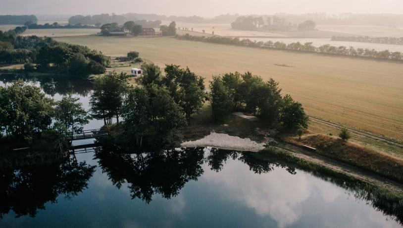 Dronefoto af Hygge Lake