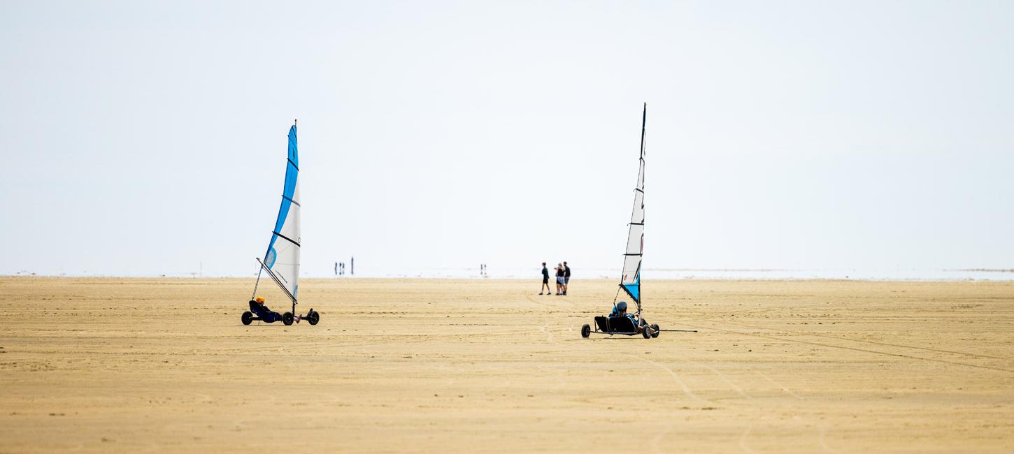 Blokarts op het brede zandstrand van Rømø