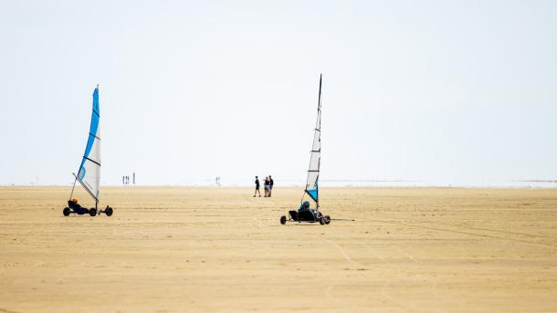 Blokarts op het brede zandstrand van Rømø